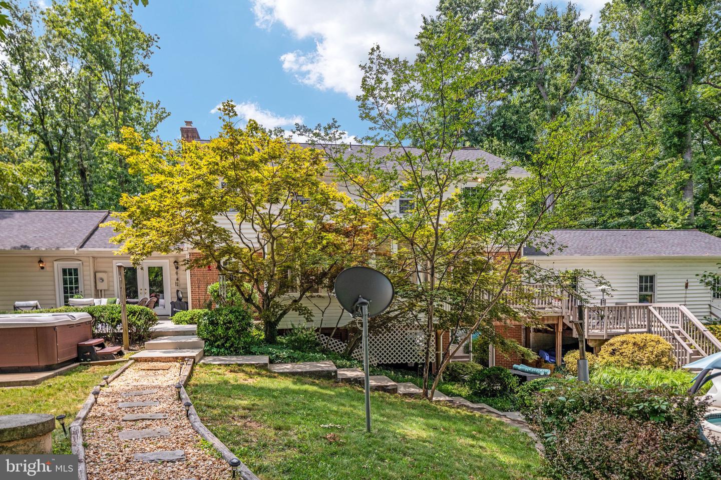 10618 Shadow Ln Property Photo 47