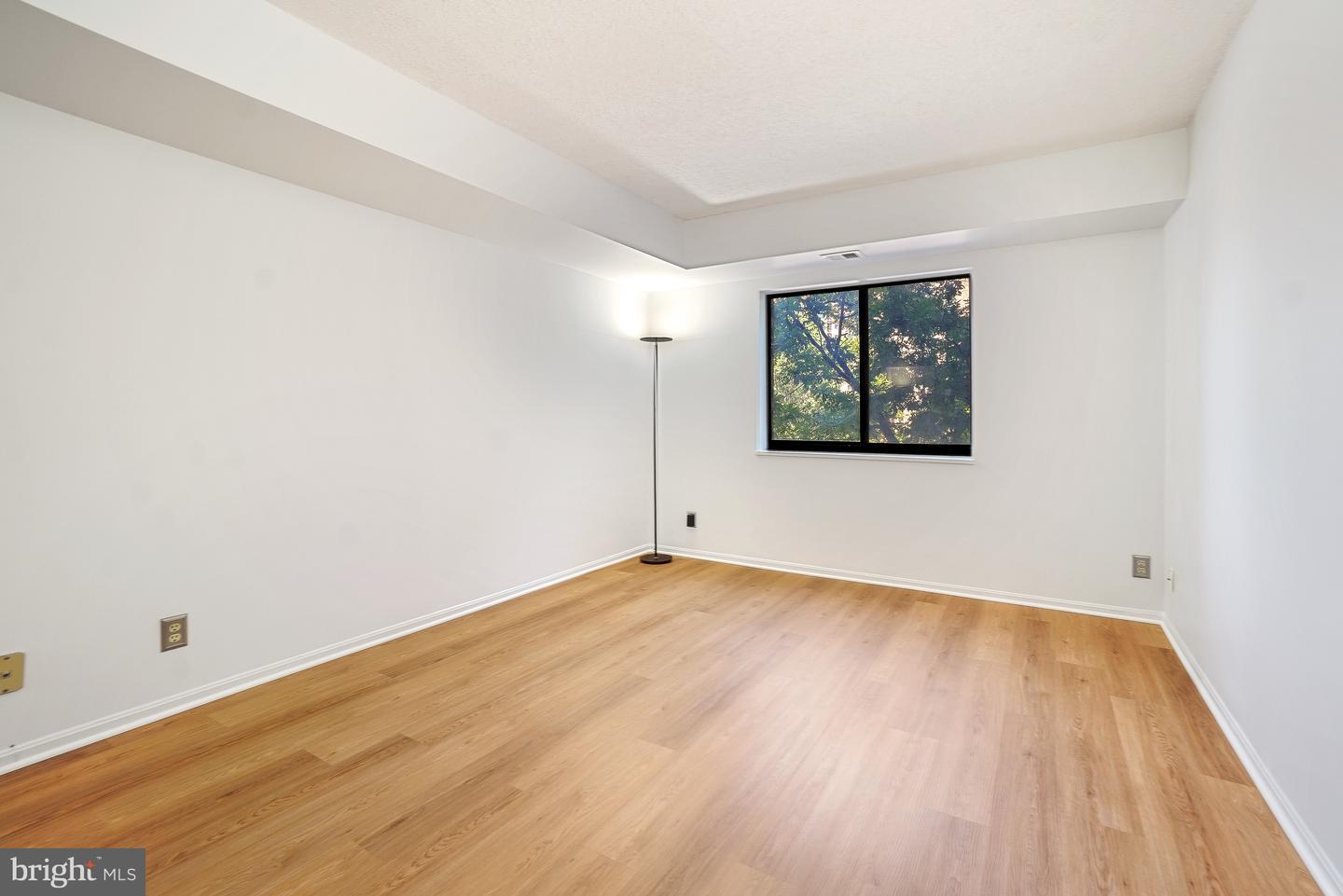 5902 Mount Eagle Dr #315 Property Photo 24