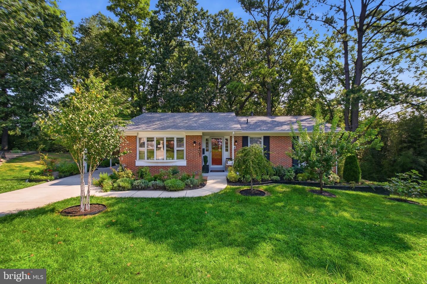 6401 Limerick Ct Property Photo 1