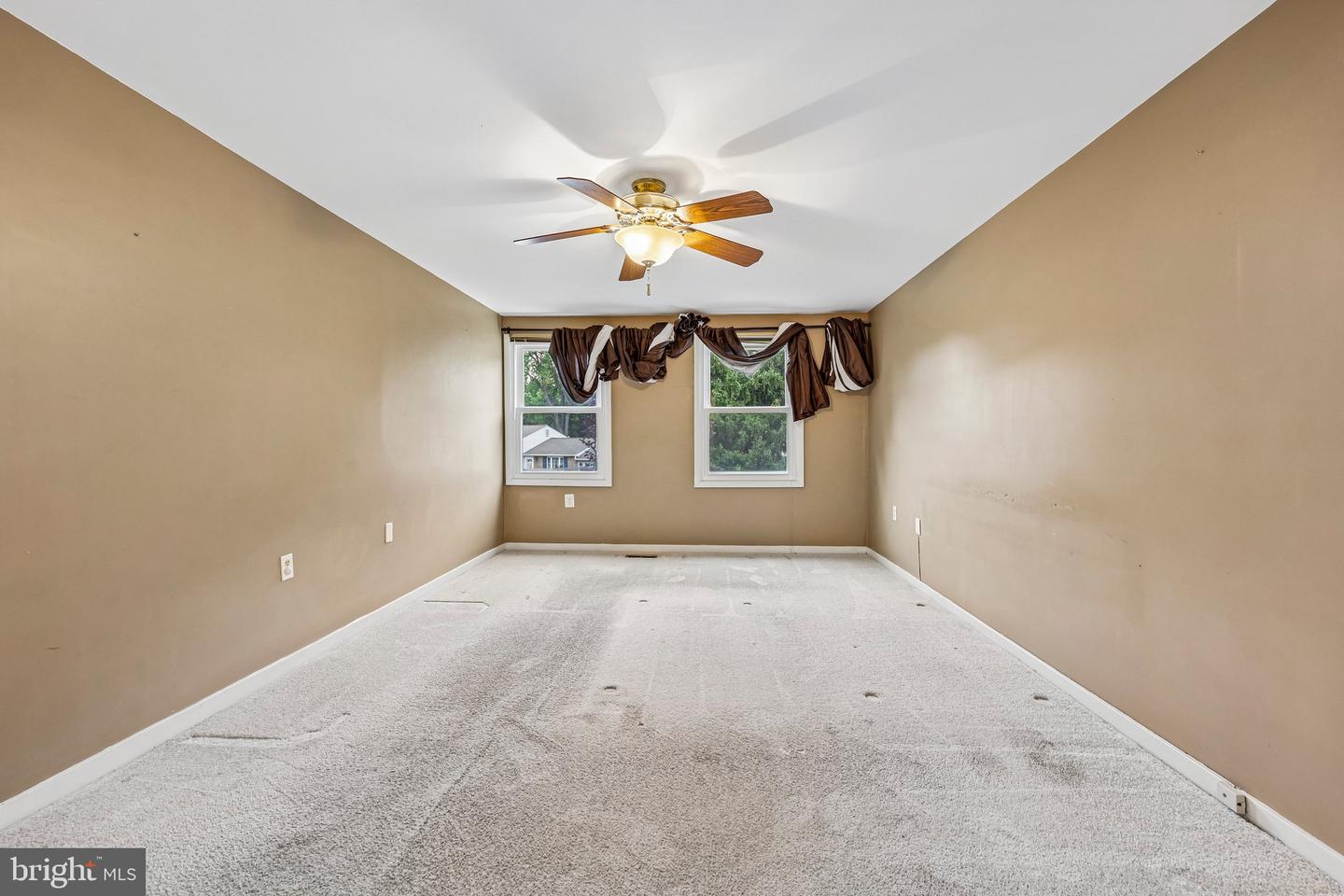 12821 Kettering Dr Property Photo 16