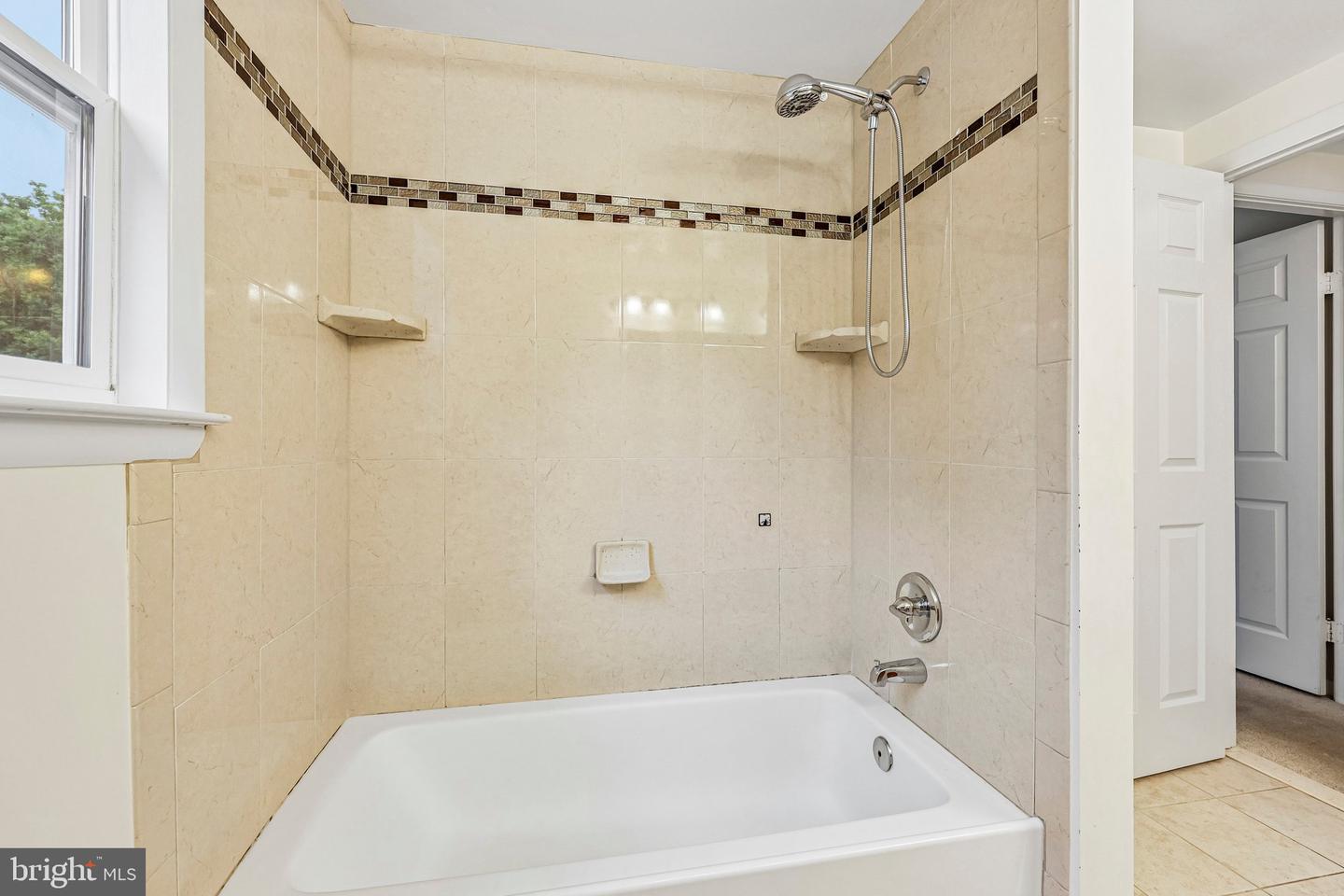 12821 Kettering Dr Property Photo 24