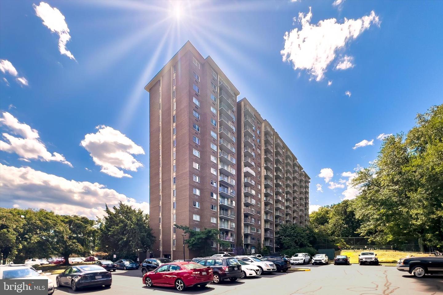 2059 Huntington Ave #1414 Property Photo 1