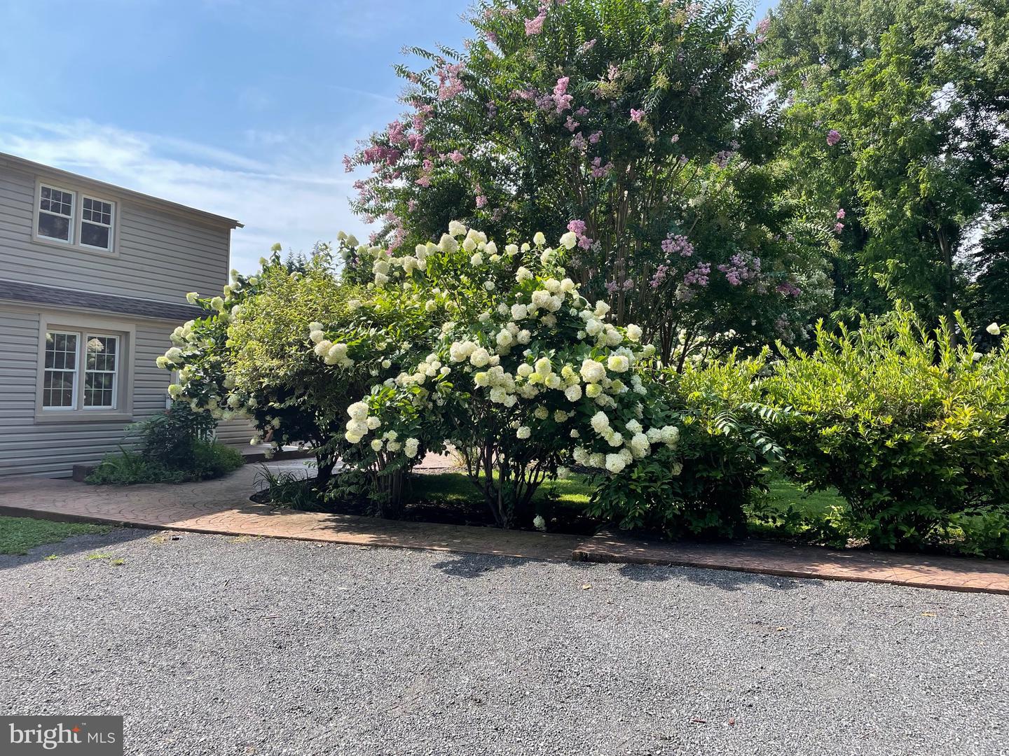 636 Walker Rd Property Photo 10