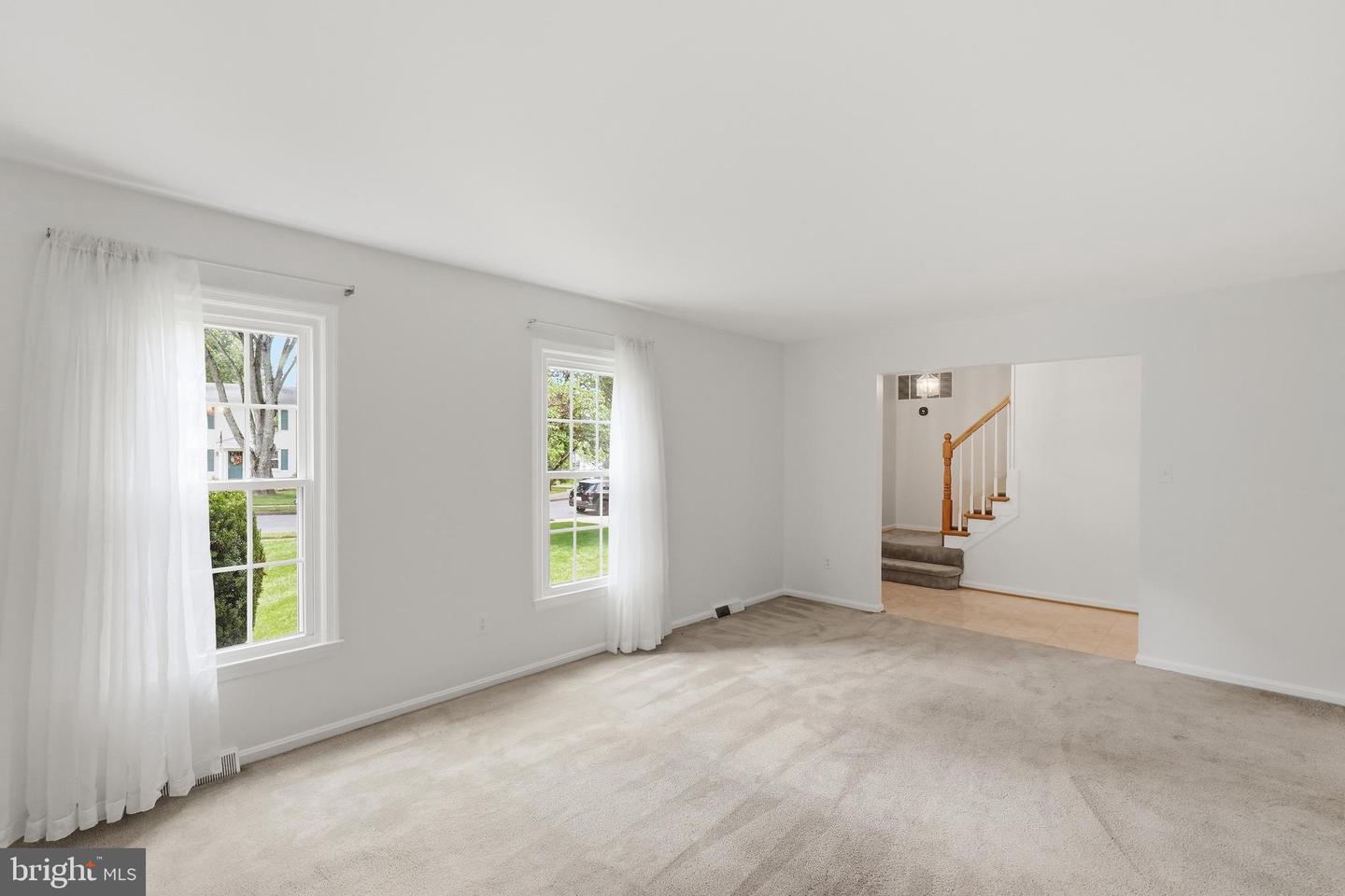 709 Mckinley St Ne Property Photo 5