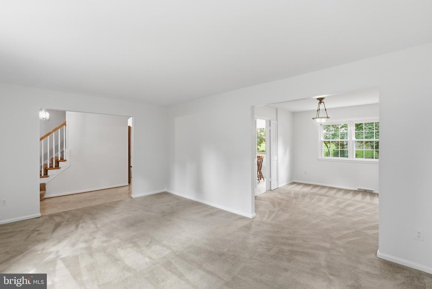 709 Mckinley St Ne Property Photo 6