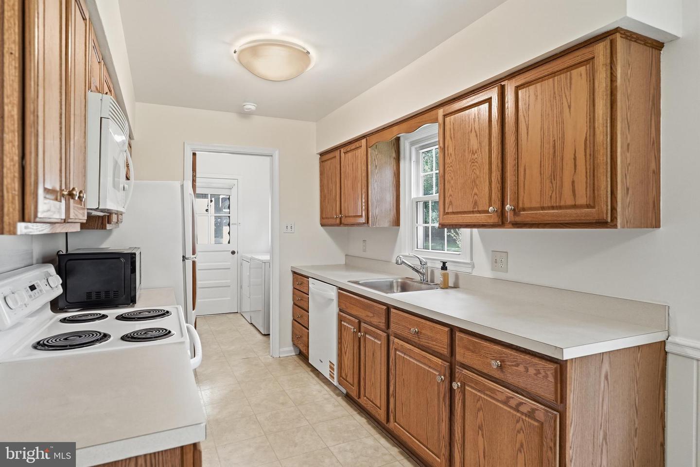 709 Mckinley St Ne Property Photo 13