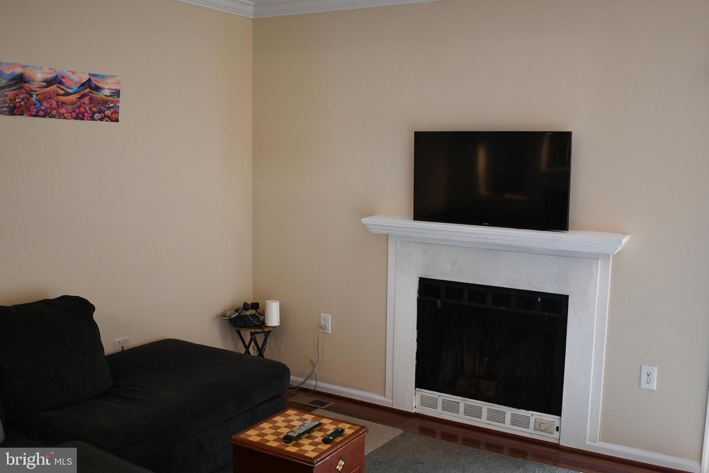 8650 Venoy Ct Property Photo 7