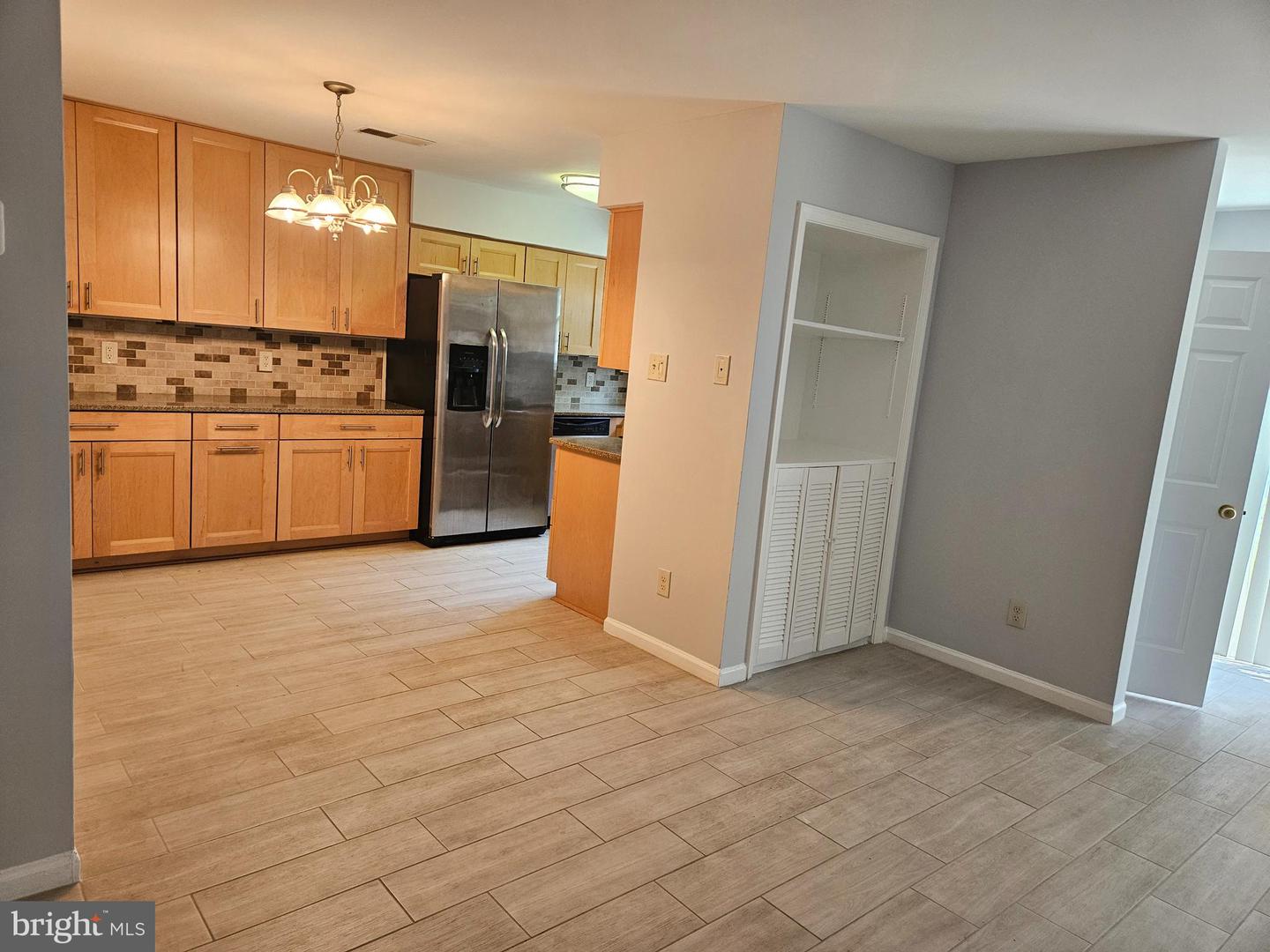12109 Greenway Ct #101 Property Photo 4
