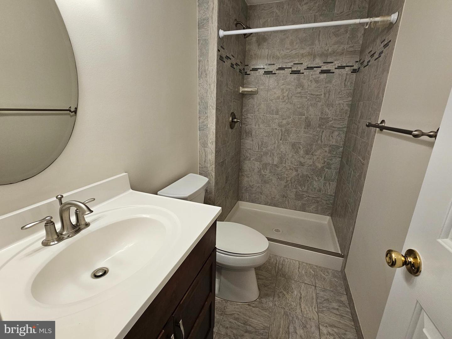 12109 Greenway Ct #101 Property Photo 10