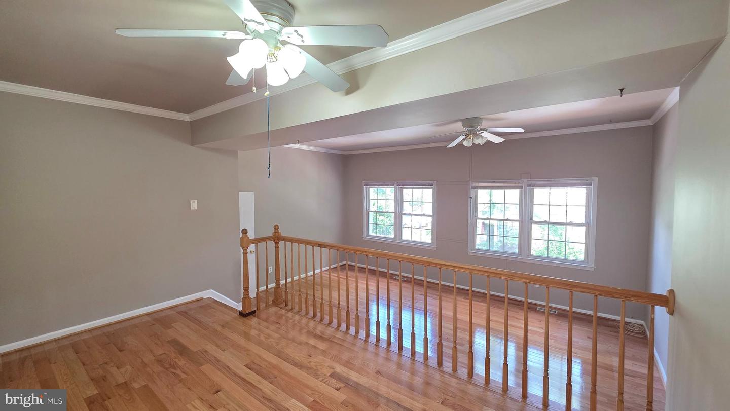 9529 Cherry Oak Ct Property Photo 6