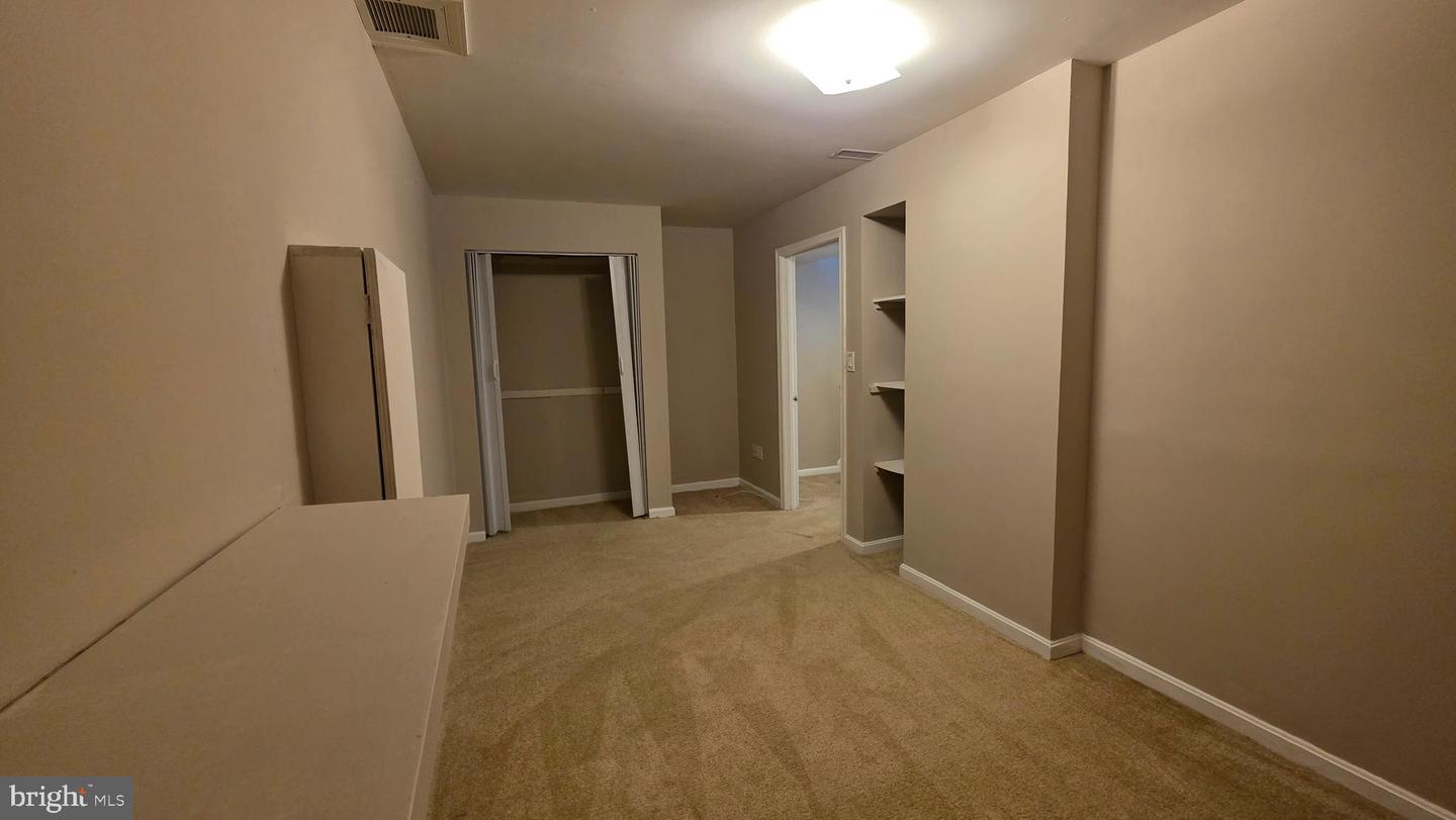 9529 Cherry Oak Ct Property Photo 28
