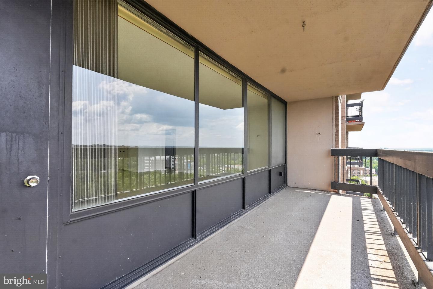 3705 S George Mason Dr #1407-s Property Photo 4