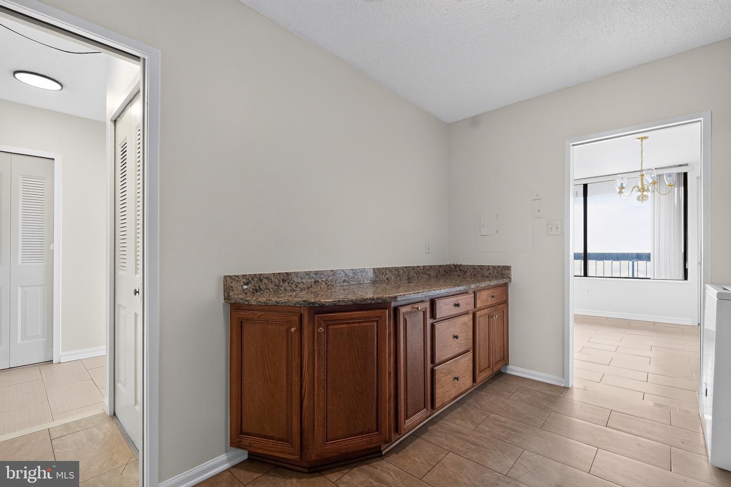 3705 S George Mason Dr #1407-s Property Photo 18