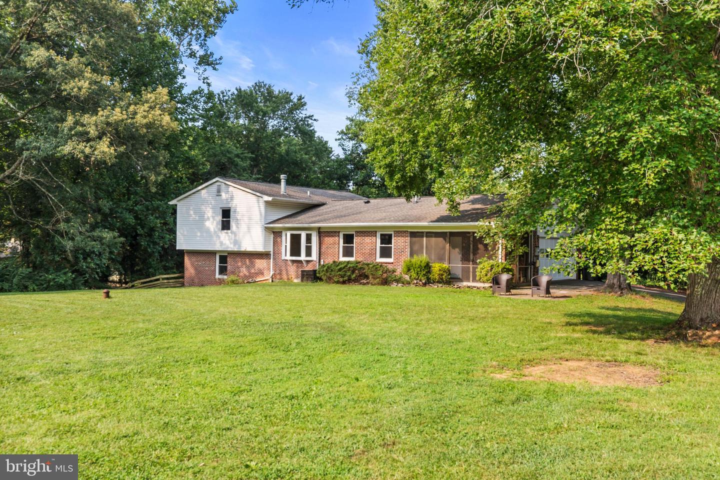 6907 Clifton Rd Property Photo 16