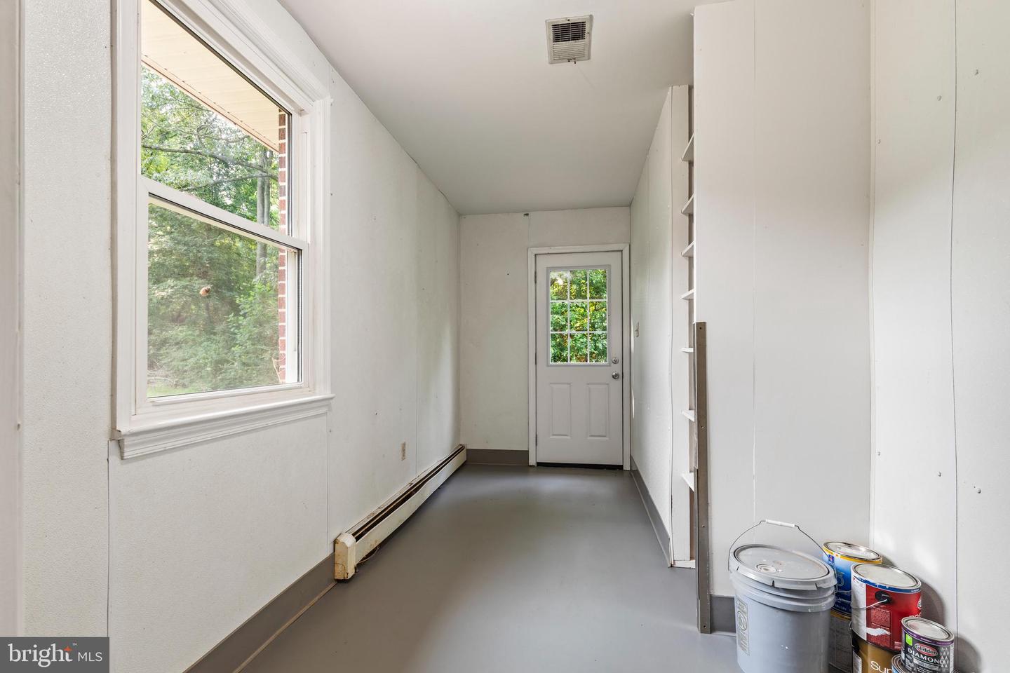 6907 Clifton Rd Property Photo 44