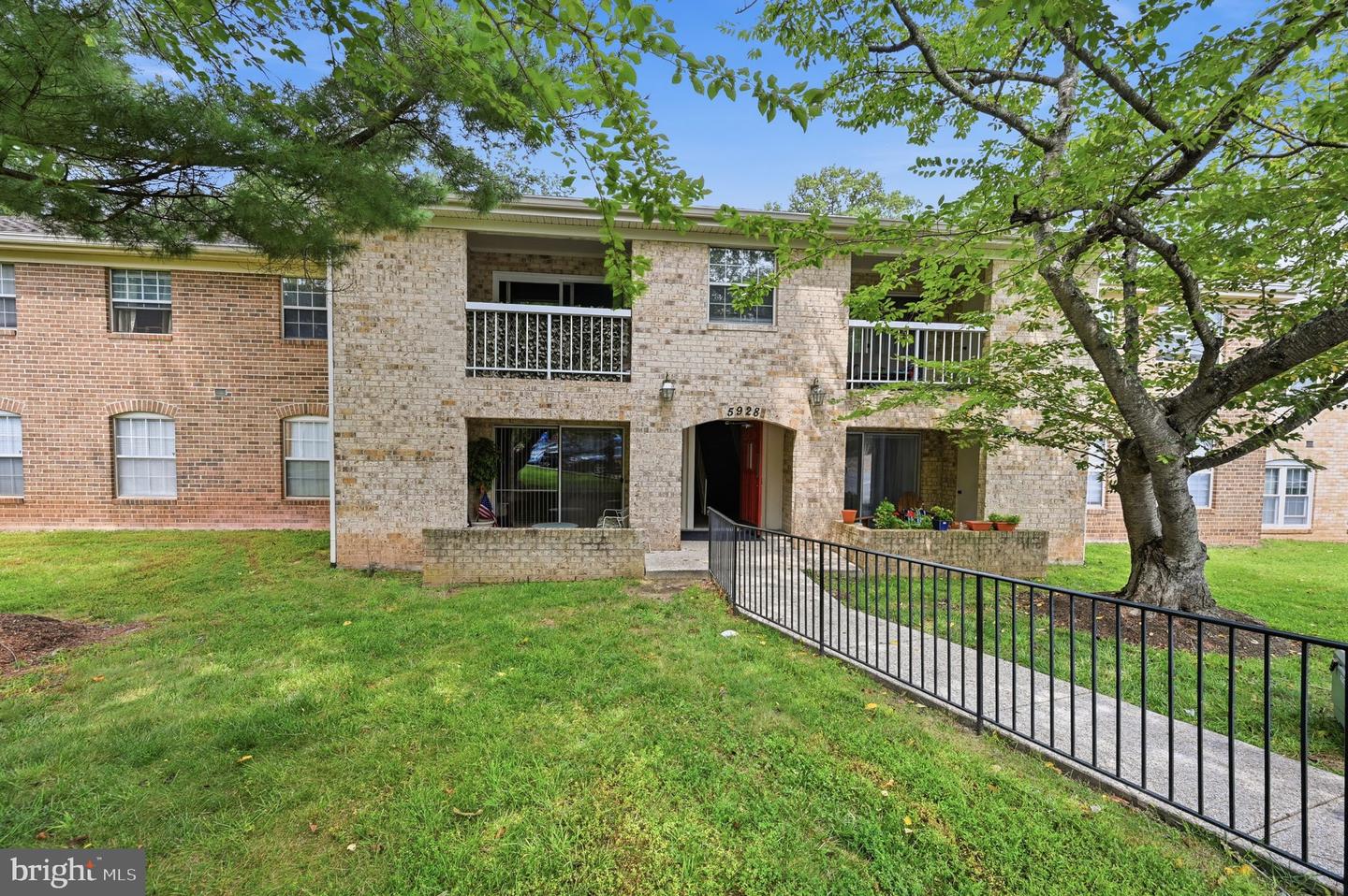 5928 Cove Landing Rd #101 A Property Photo 4