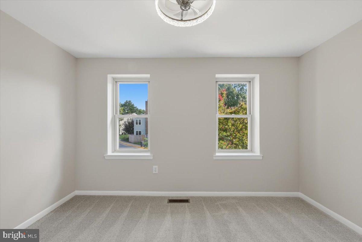 13831 Claret Ct Property Photo 12