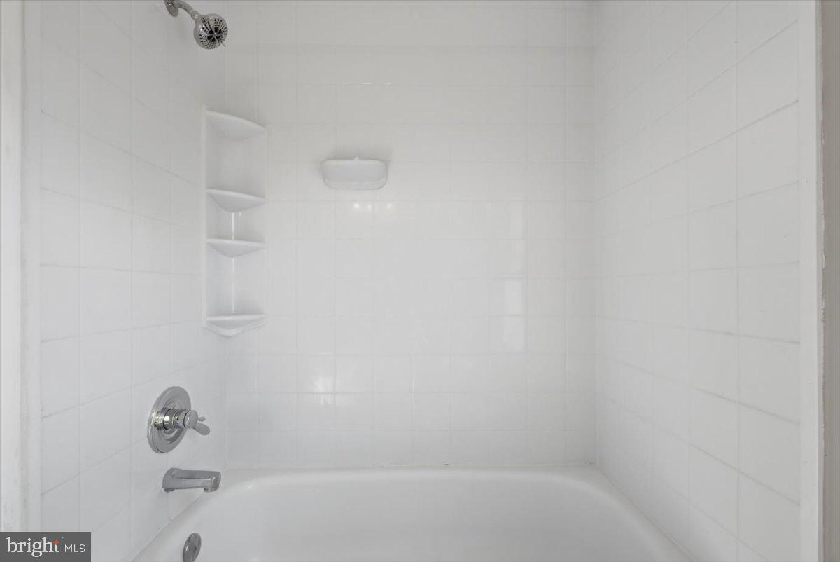 13831 Claret Ct Property Photo 14