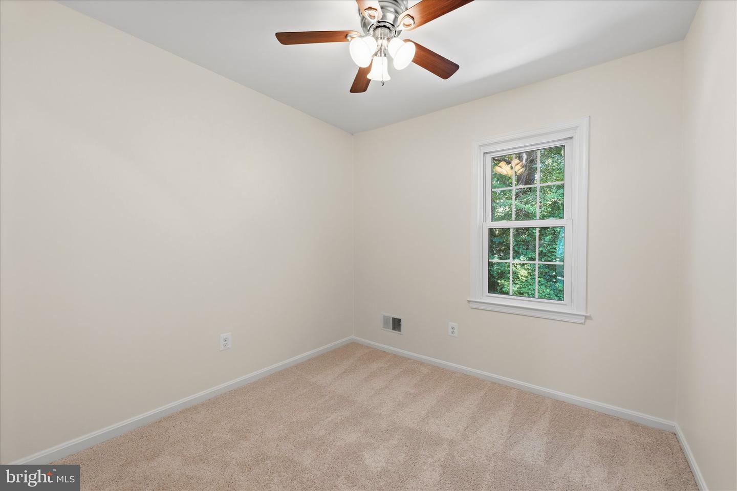 8565 Tyrolean Way Property Photo 23