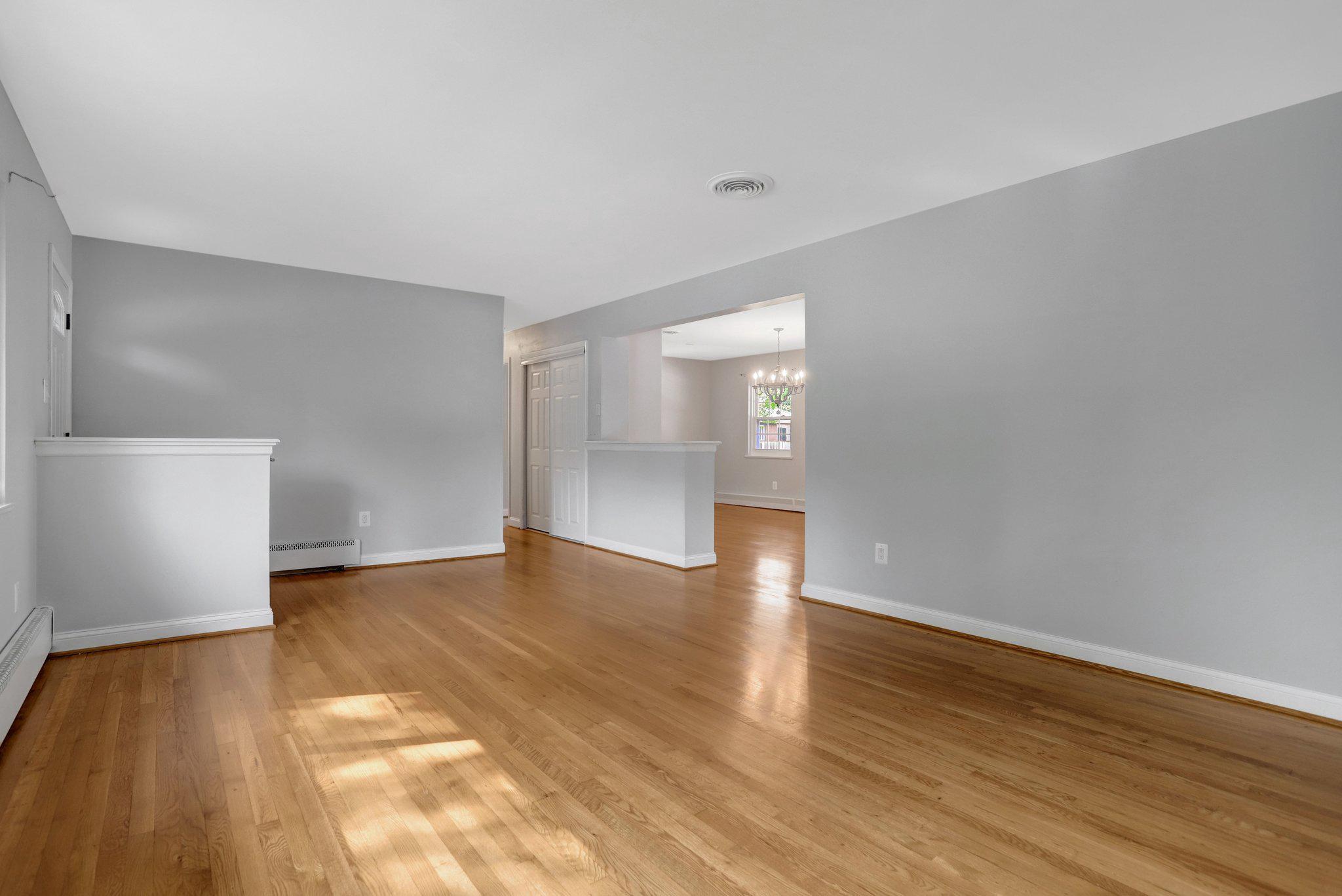 6622 The Parkway Pkwy Property Photo 11