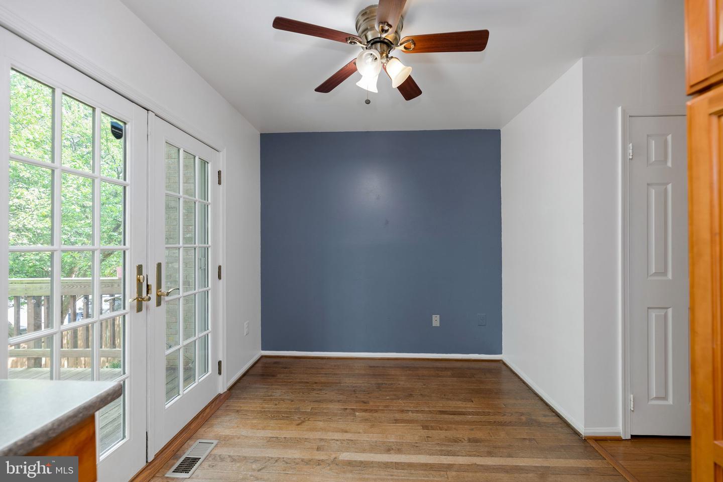 8207 Cedar Landing Ct Property Photo 13