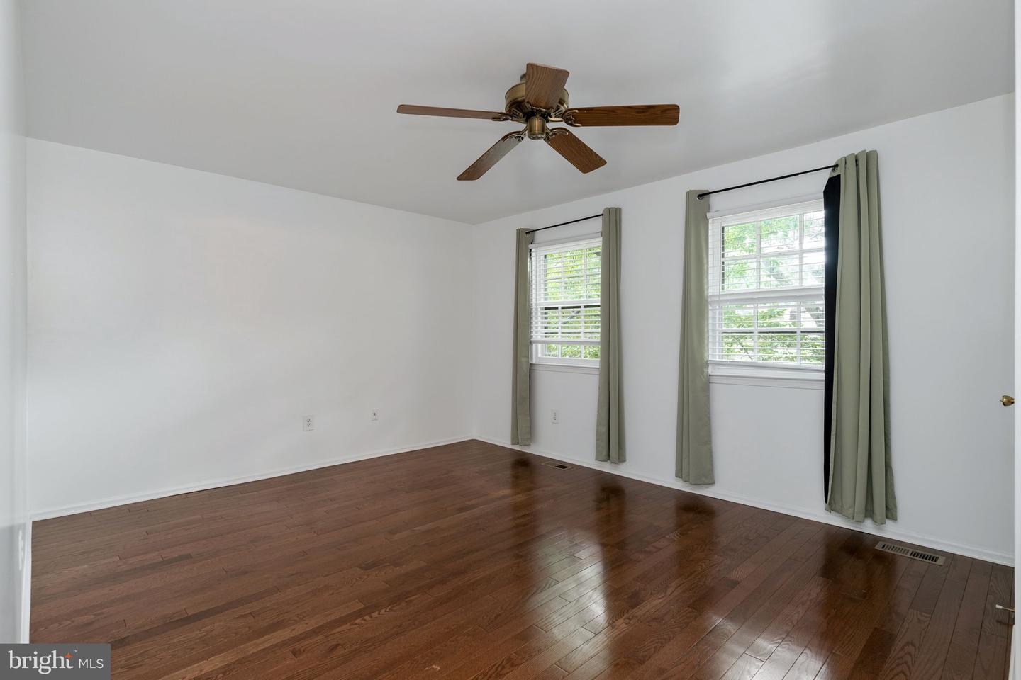 8207 Cedar Landing Ct Property Photo 21