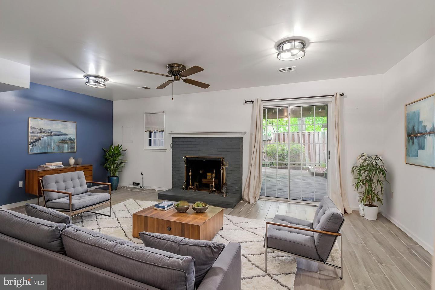 8207 Cedar Landing Ct Property Photo 37