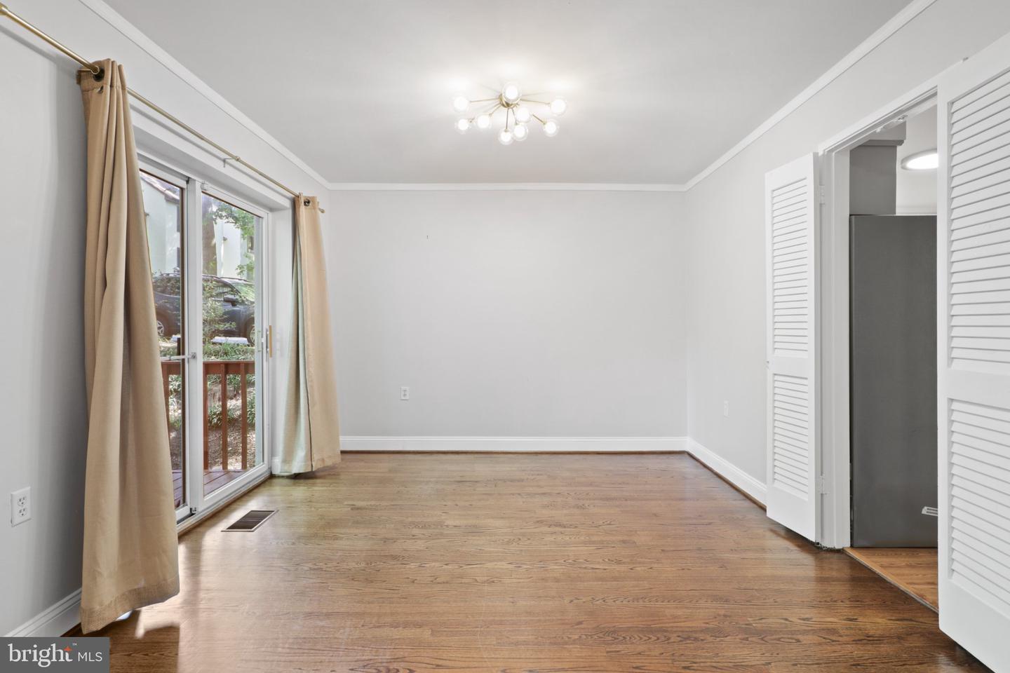 1595 Inlet Ct Property Photo 9