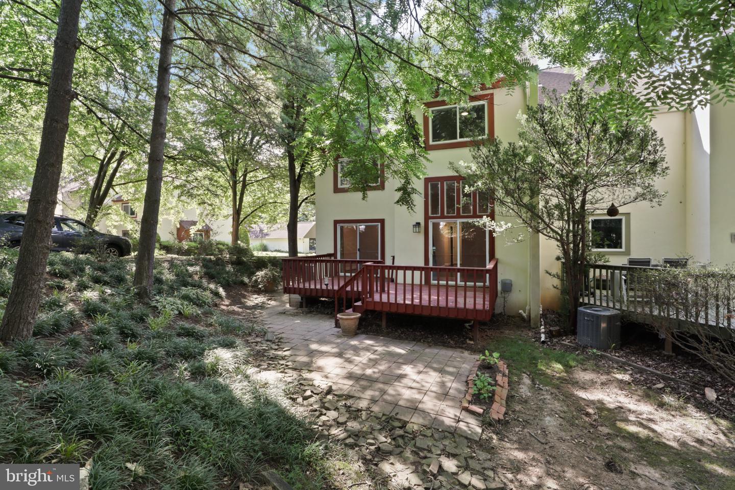 1595 Inlet Ct Property Photo 37
