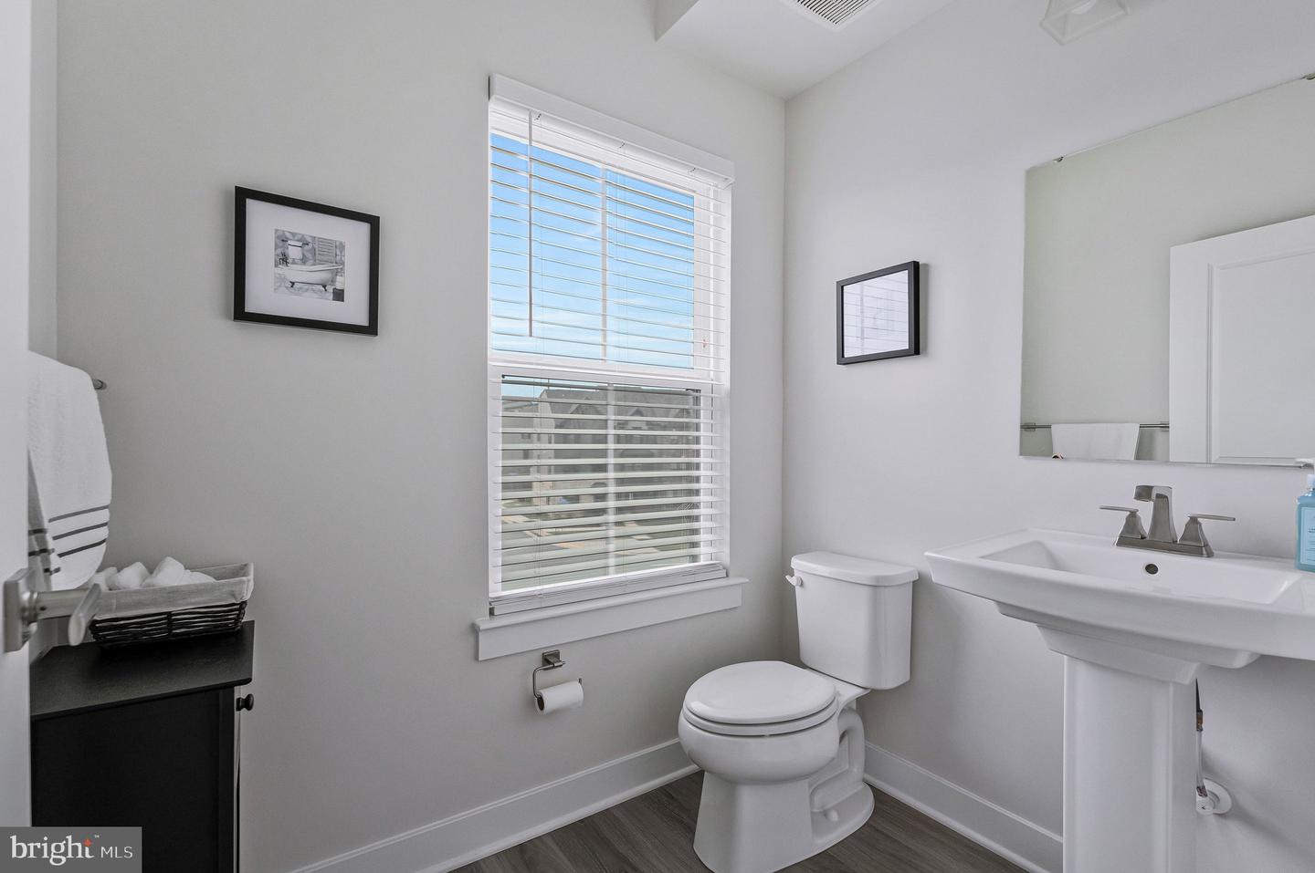 14057 Sunrise Valley Dr #9b Property Photo 13