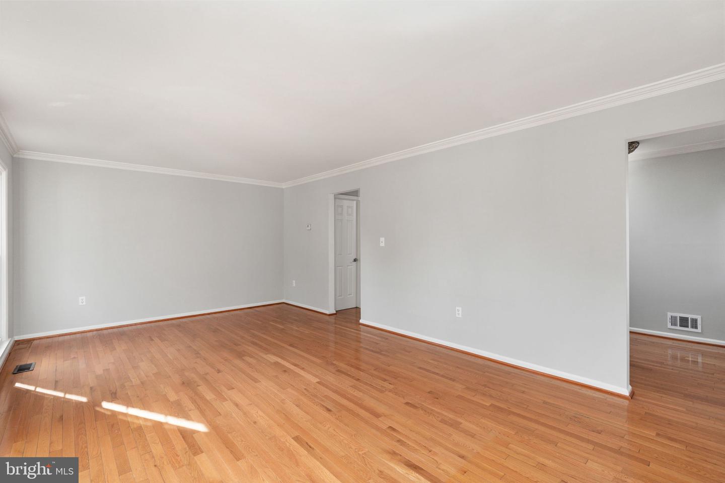 7512 Oldham Way Property Photo 11