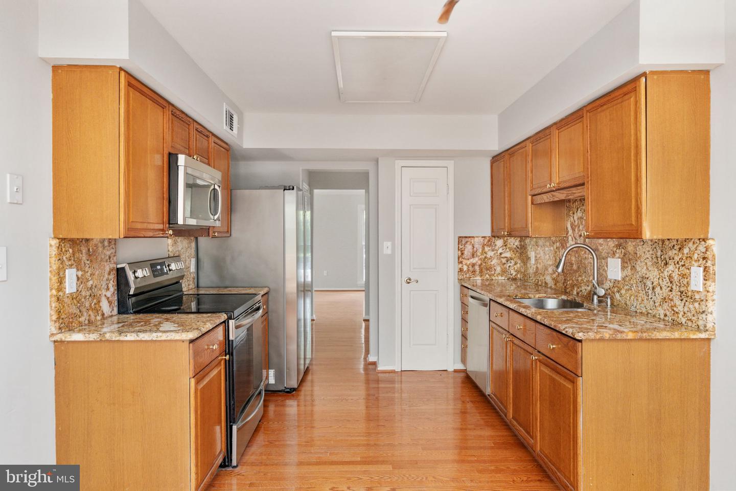 7512 Oldham Way Property Photo 20