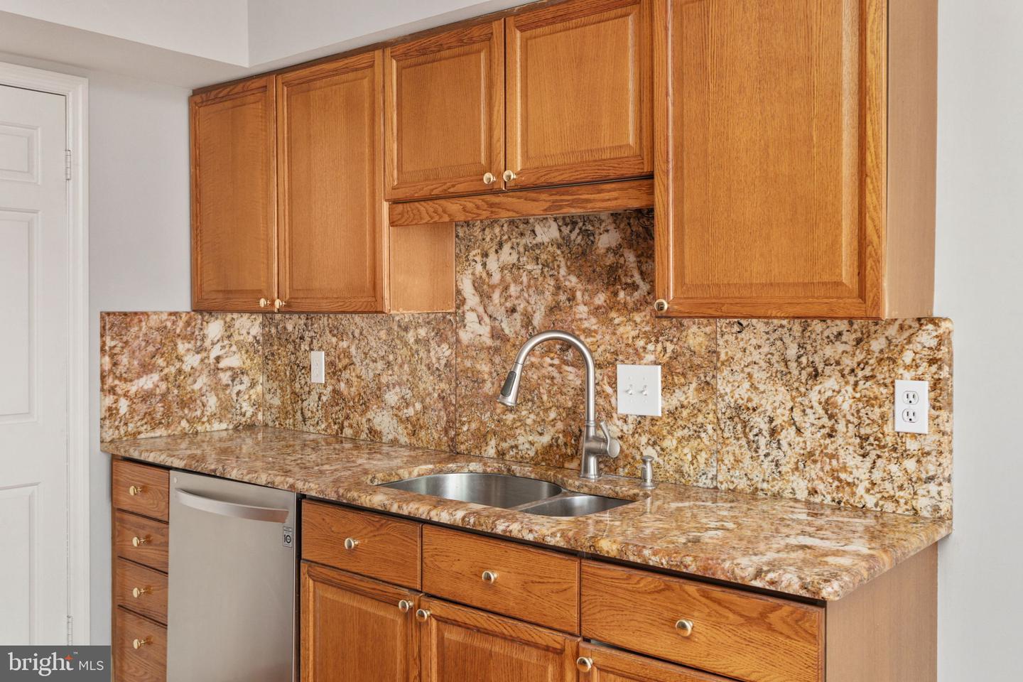 7512 Oldham Way Property Photo 21