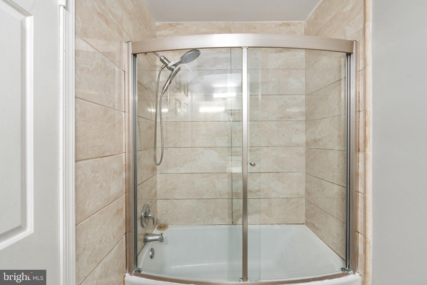 7512 Oldham Way Property Photo 32