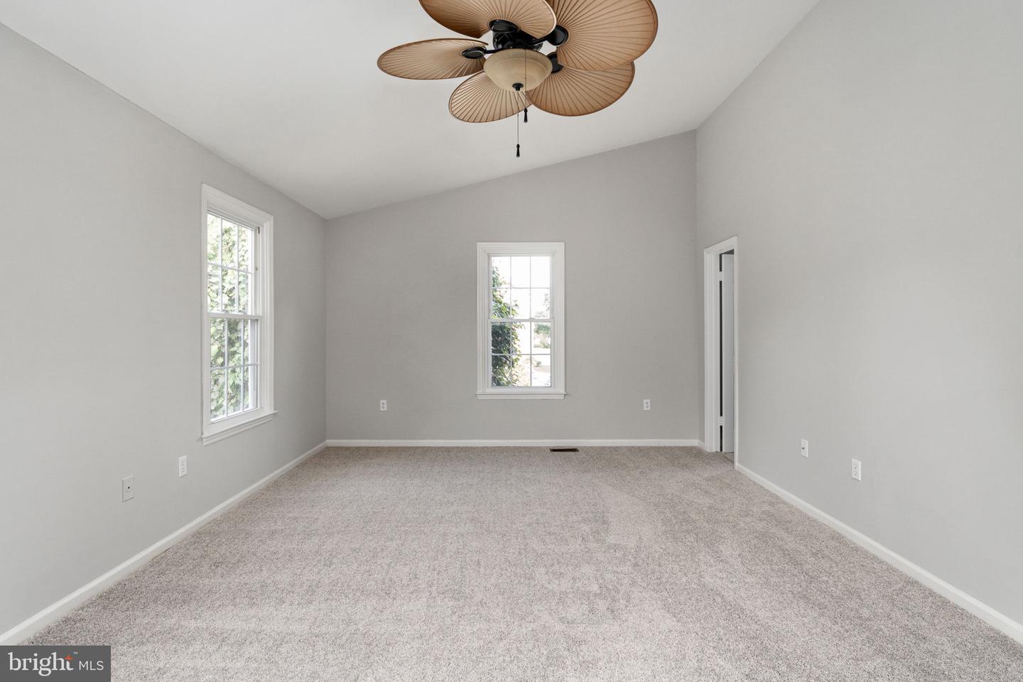 7512 Oldham Way Property Photo 33