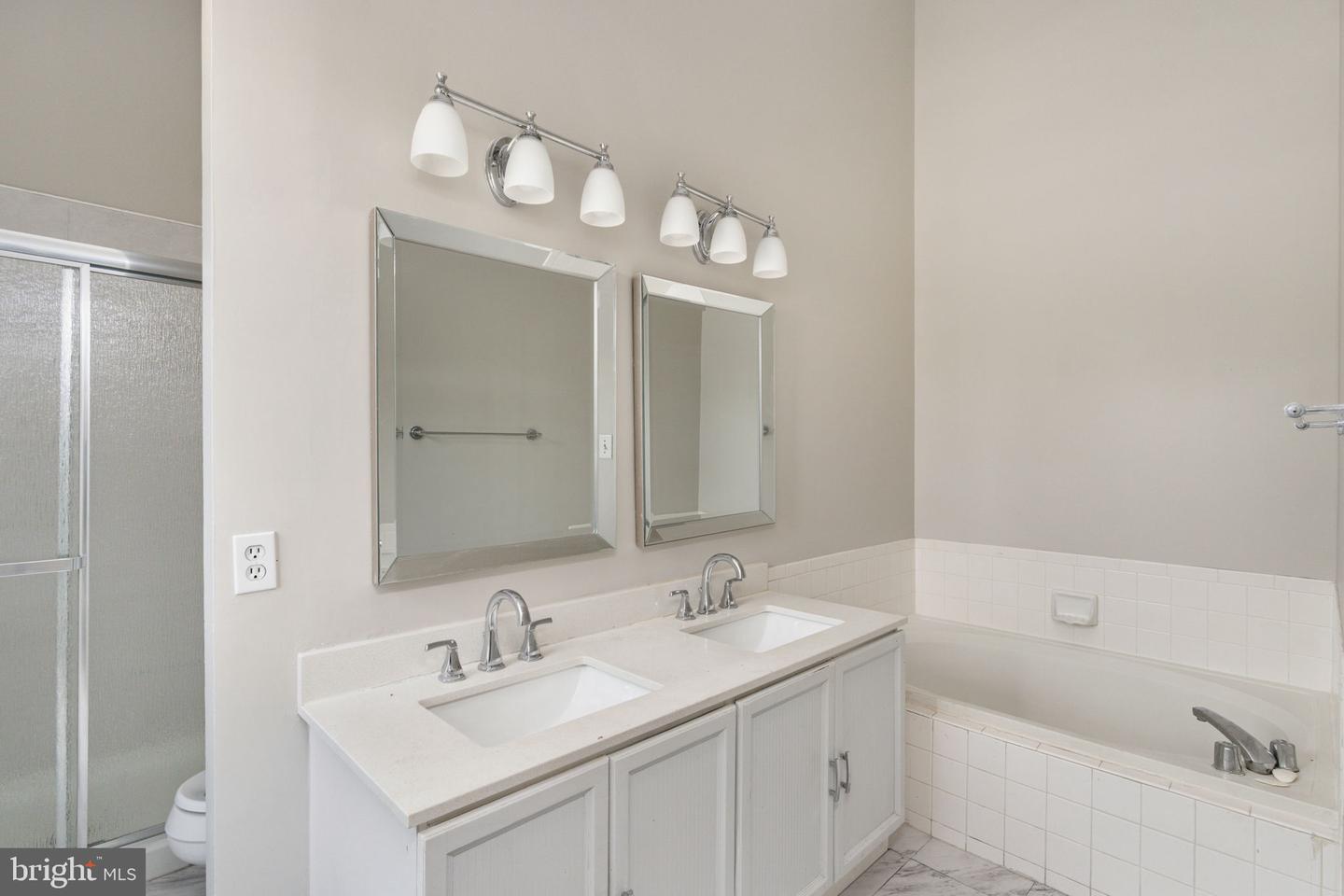 7512 Oldham Way Property Photo 37