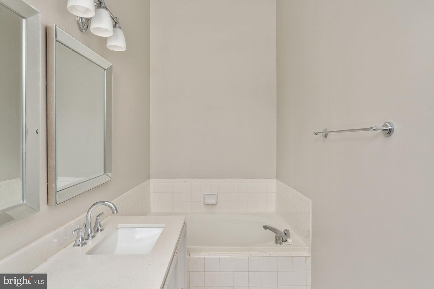 7512 Oldham Way Property Photo 38