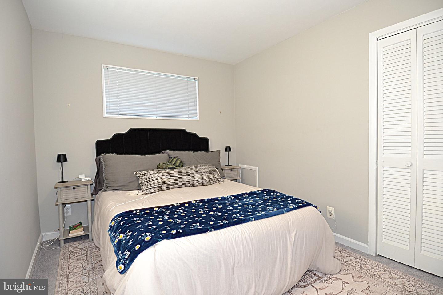 7025 Strathmore St Property Photo 7