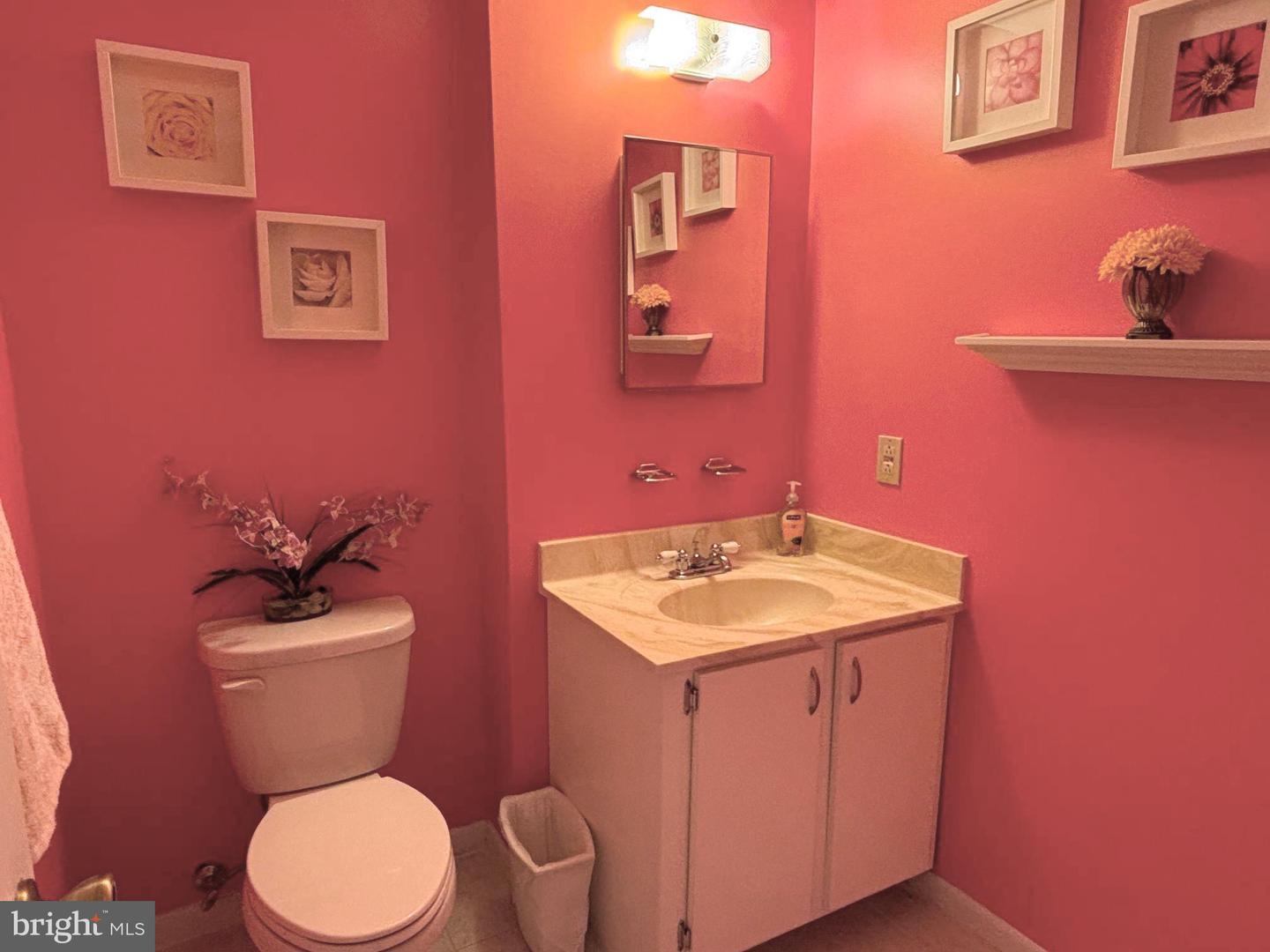 2100 Mager Dr Property Photo 12