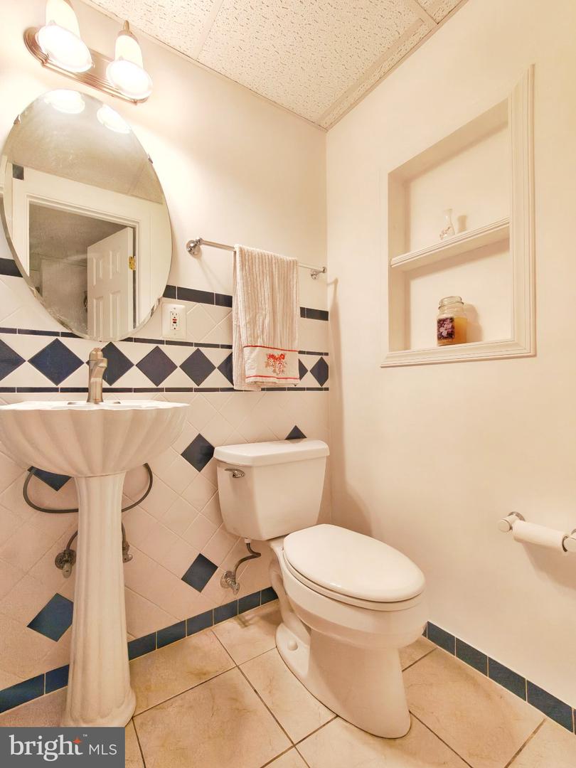 1705 Whitewood Ln Property Photo 27