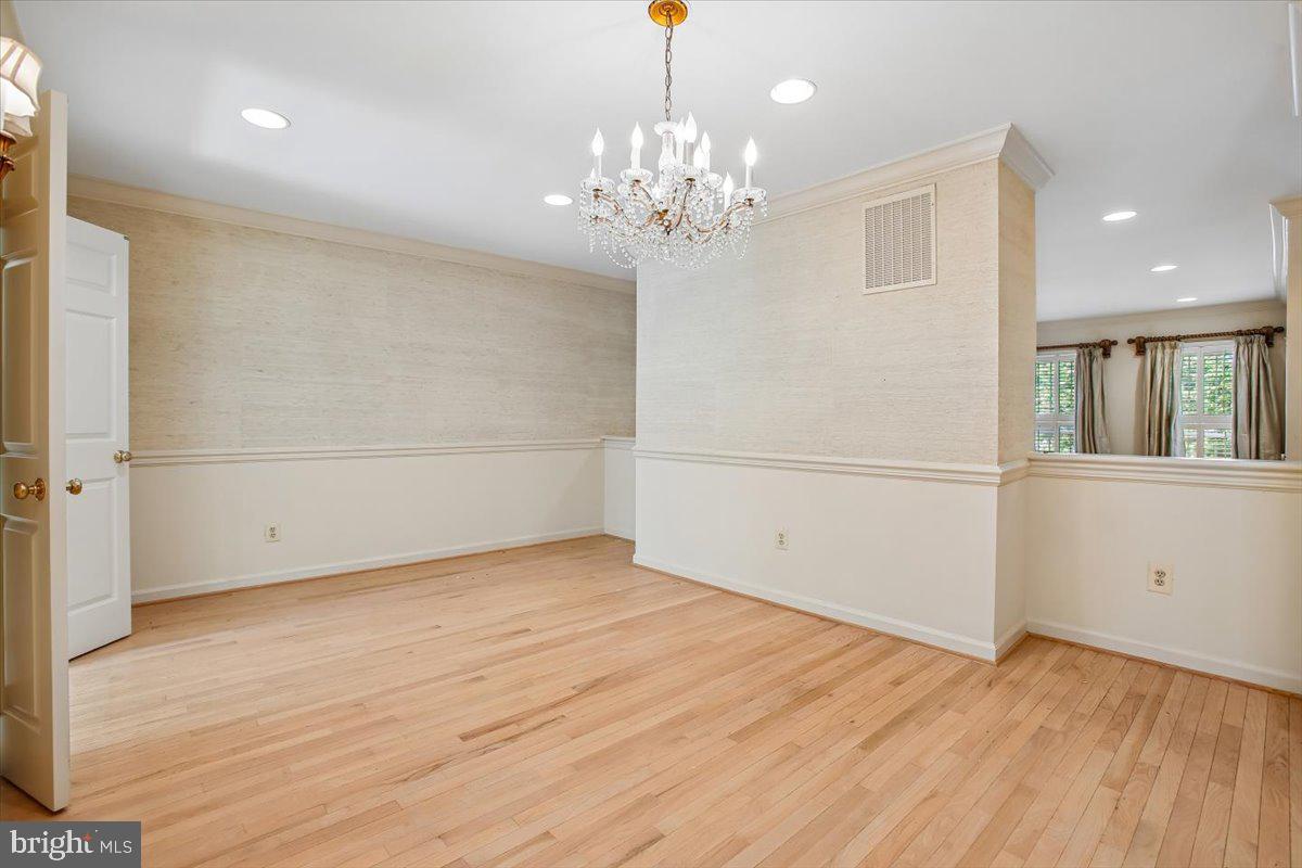 1403 Mclean Mews Ct Property Photo 8