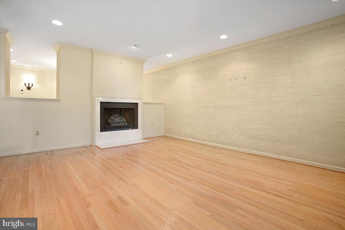 1403 Mclean Mews Ct Property Photo 10