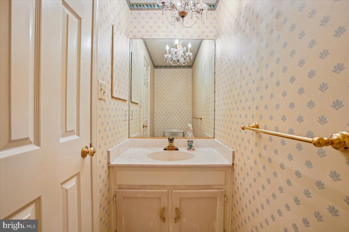 1403 Mclean Mews Ct Property Photo 24
