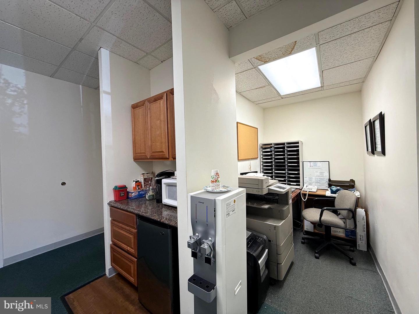 7002 Little River Tpke #1d Property Photo 5