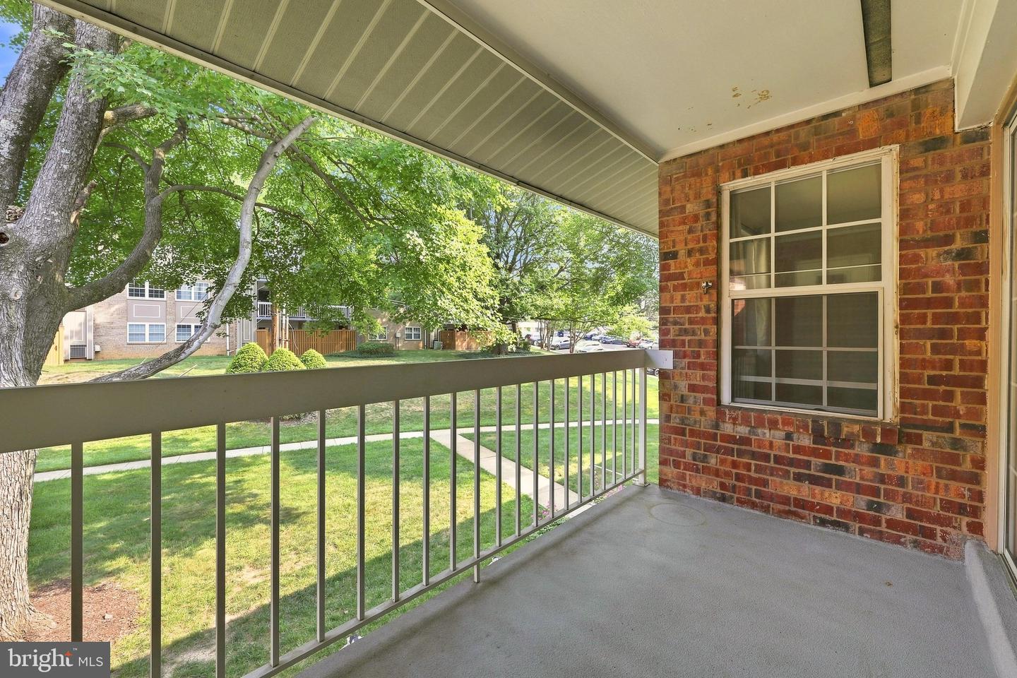 1914 Wilson #204 Property Photo 18