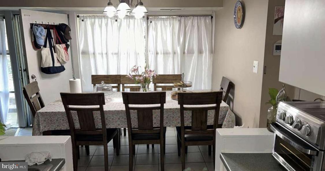4911 Americana Dr #101 Property Photo 3