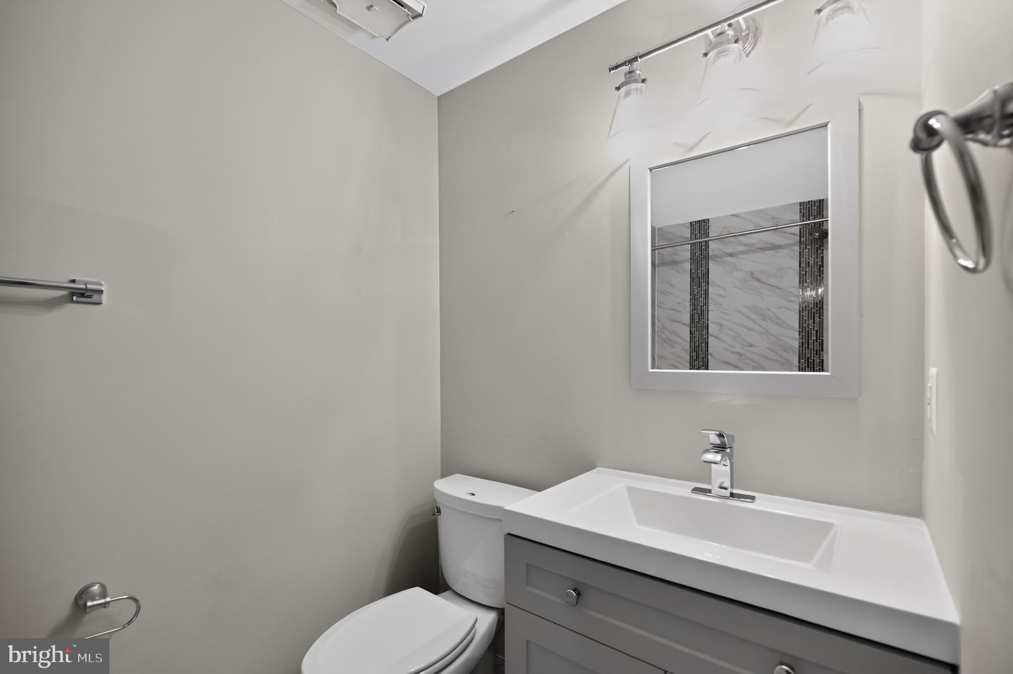 VAFX2331220 Property Photo 20