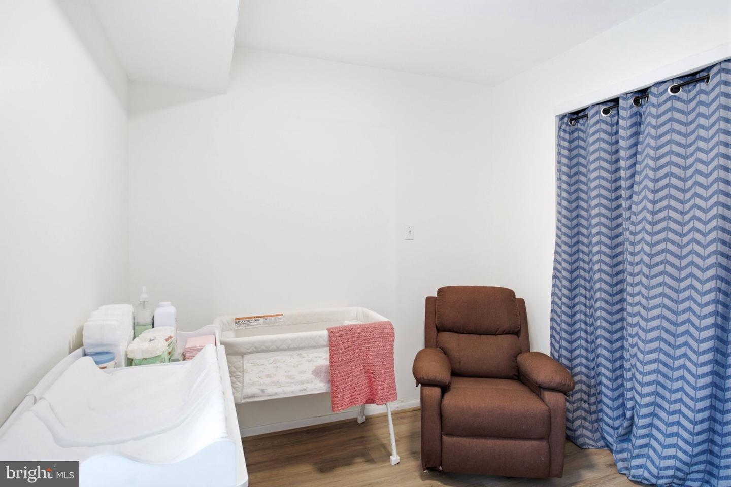 6135 Leesburg Pike #206 Property Photo 12