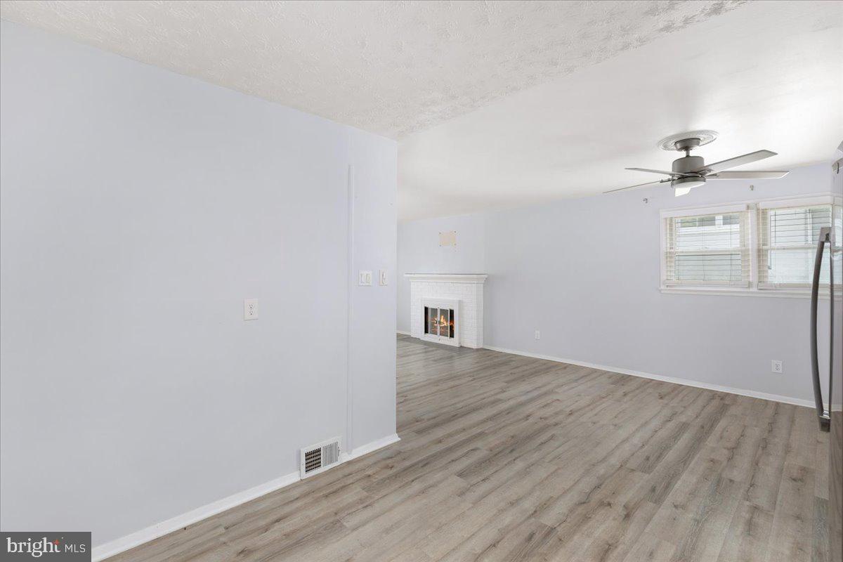 7410 Dickenson St Property Photo 13