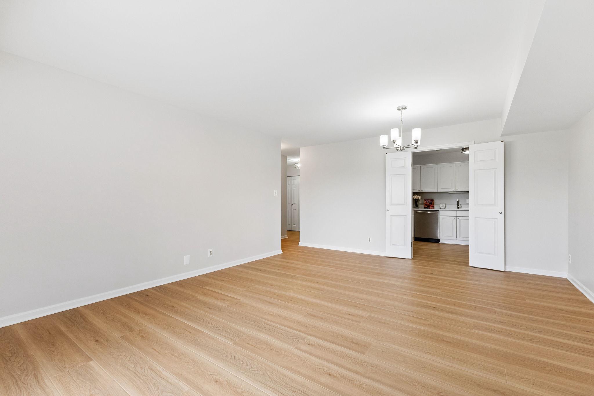 3800 Powell Ln #805 Property Photo 12